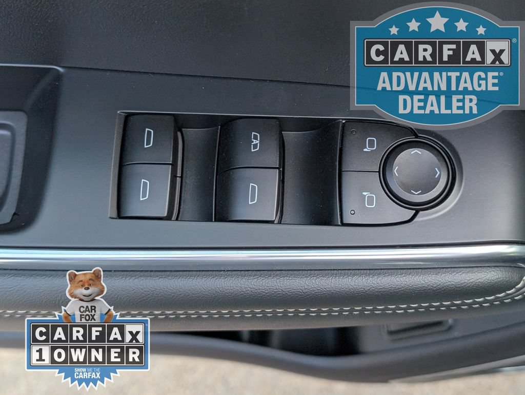 Used 2025 GMC Acadia Elevation FWD image 17