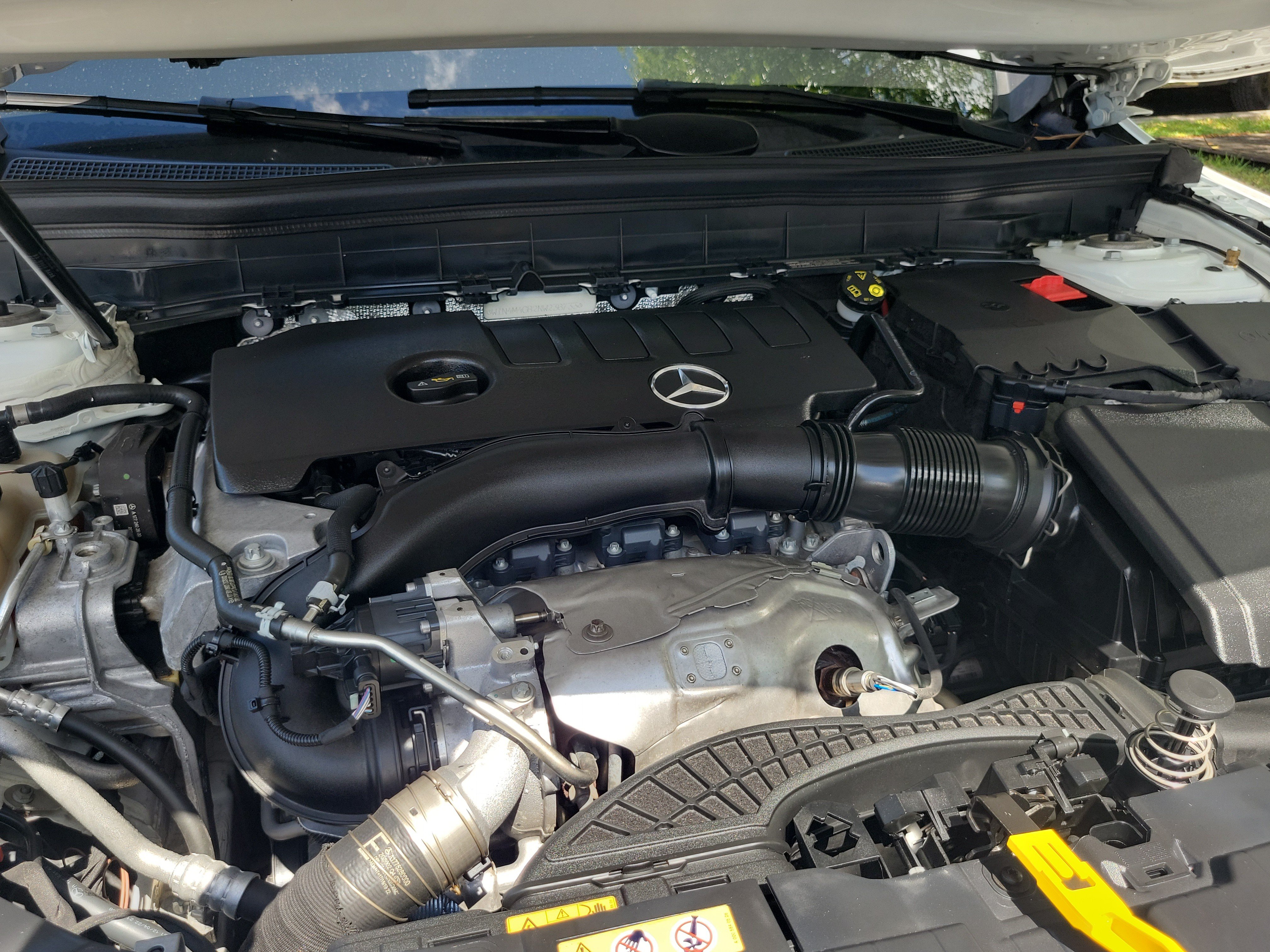 Used 2022 Mercedes-Benz GLB 250 image 27