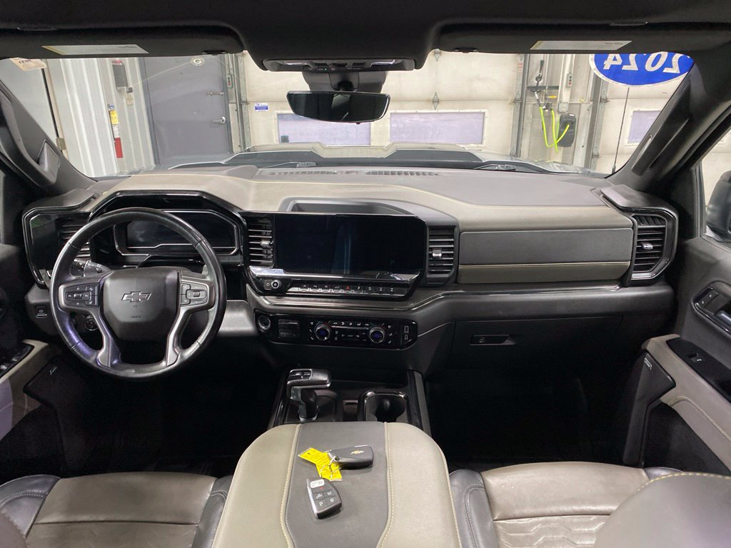 Used 2024 Chevrolet Silverado 1500 ZR2 w/ Technology Package AWD/4WD image 15