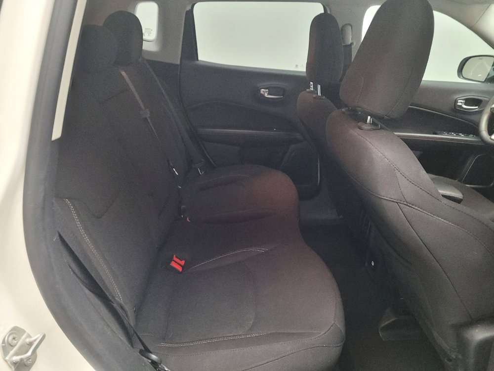 Used 2020 Jeep Compass Sport image 19