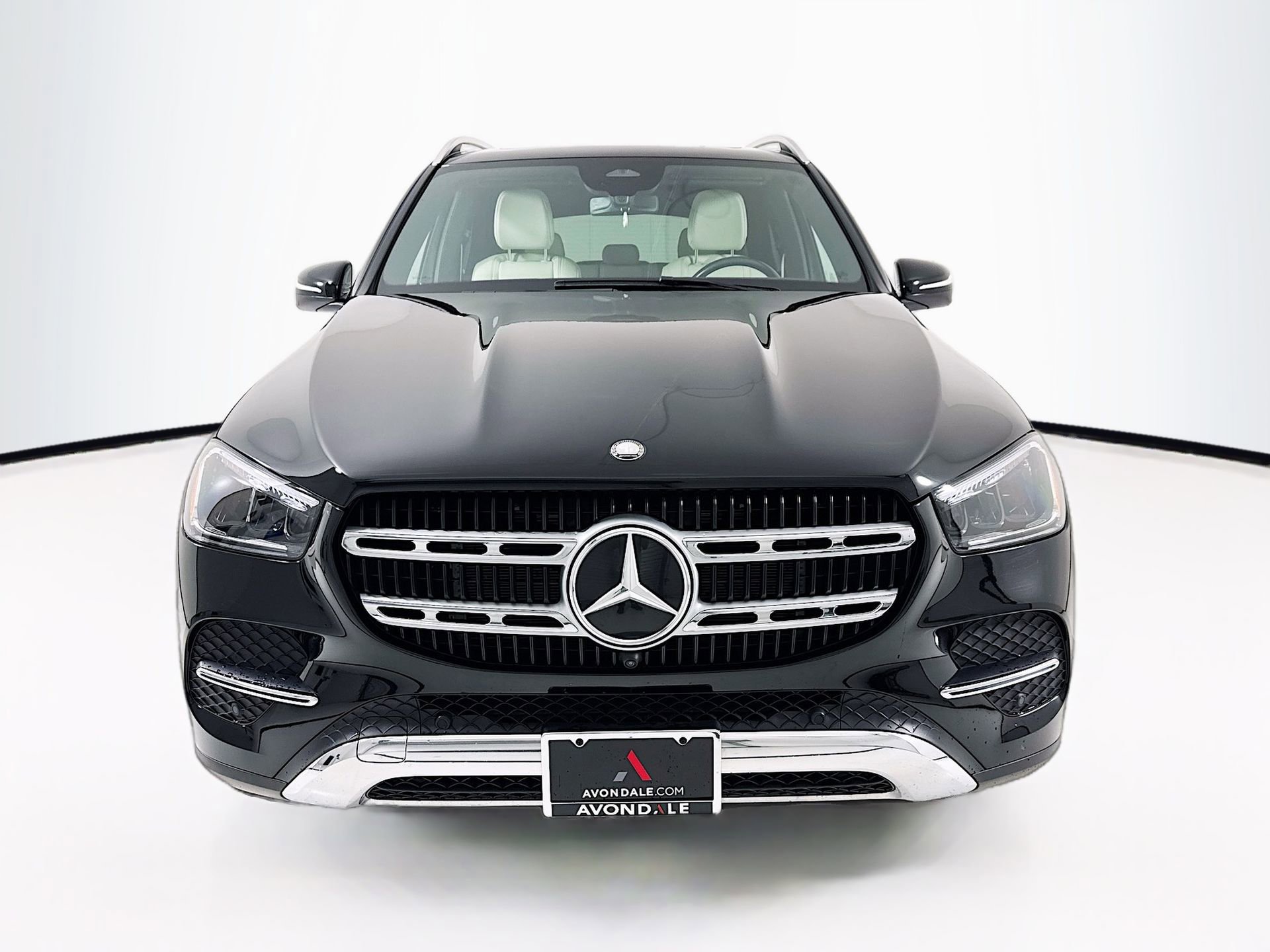 Used 2024 Mercedes-Benz GLE 350 4MATIC image 2