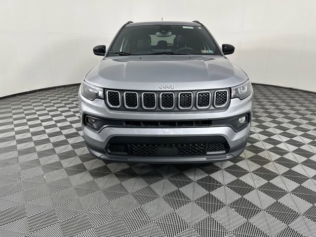 Used 2023 Jeep Compass Latitude w/ Sun and Sound Group image 13