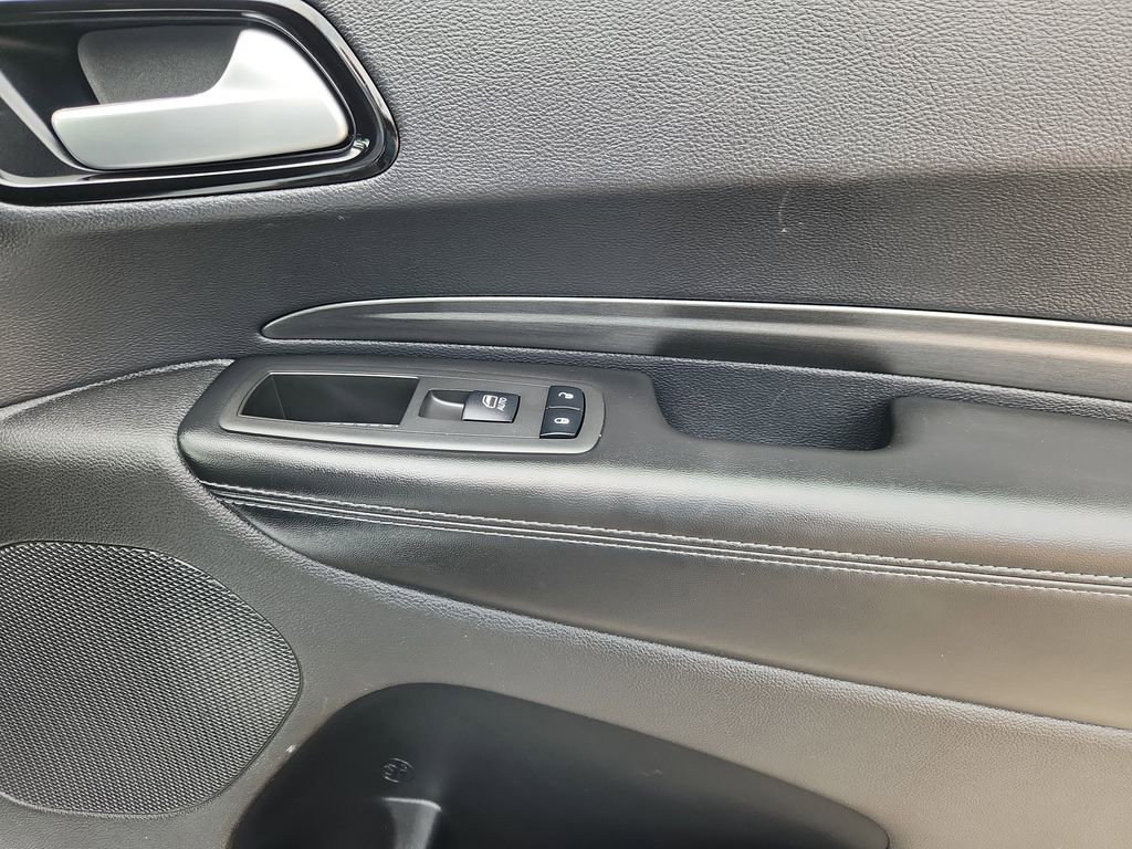 Used 2021 Dodge Durango SXT AWD/4WD image 14
