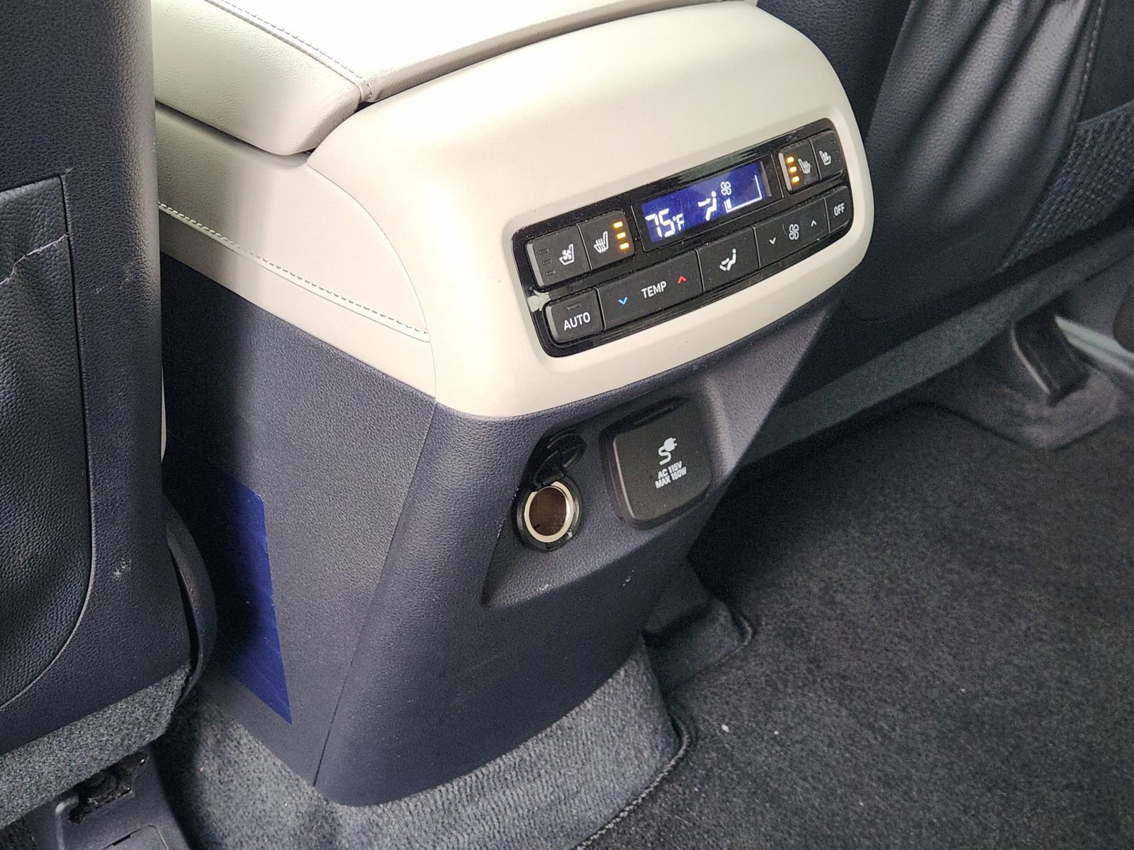 Used 2023 Hyundai Palisade Calligraphy image 35