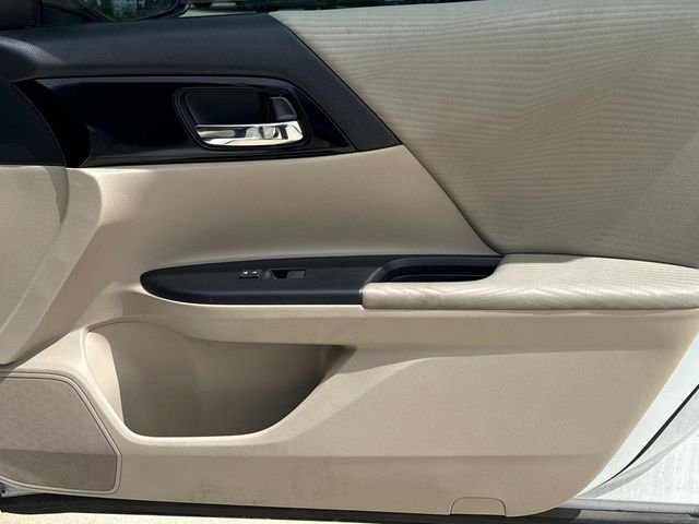 Used 2017 Honda Accord LX image 18