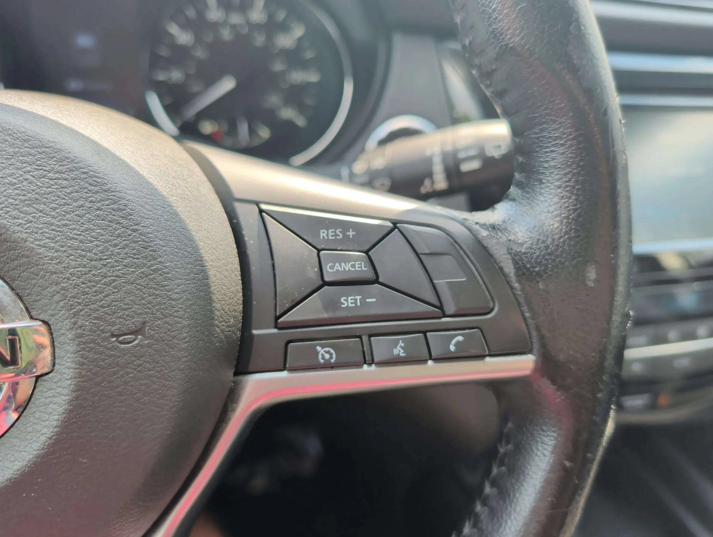 Used 2021 Nissan Rogue Sport SV FWD image 24