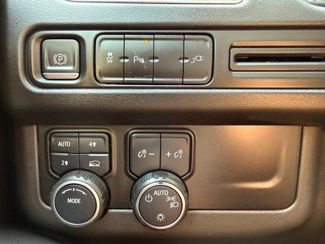 Used 2021 Chevrolet Tahoe RST AWD/4WD image 22
