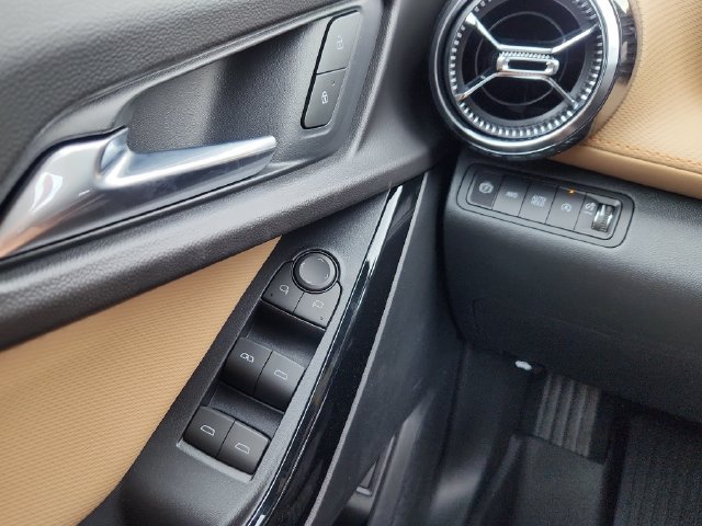 New 2027 Chevrolet Equinox ACTIV w/ Safety and Technology Package AWD/4WD image 22