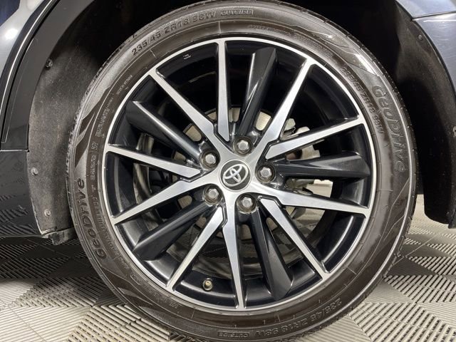 Used 2023 Toyota Camry SE image 11