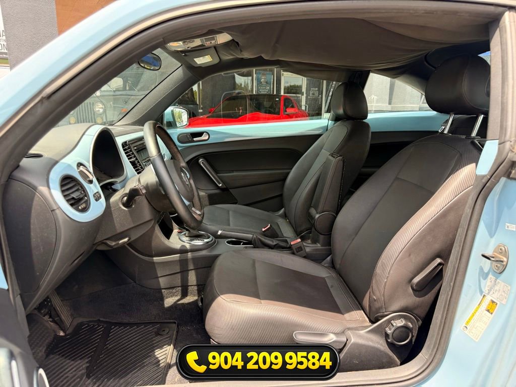 Used 2014 Volkswagen Beetle 2.5 FWD image 17