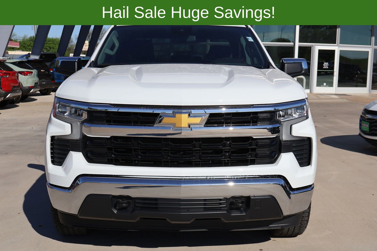 Used 2024 Chevrolet Silverado 1500 LT AWD/4WD image 4
