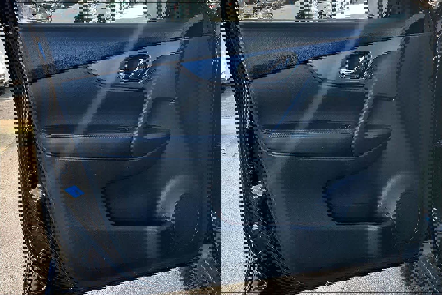 Used 2016 Nissan Rogue S w/ Appearance Package image 20