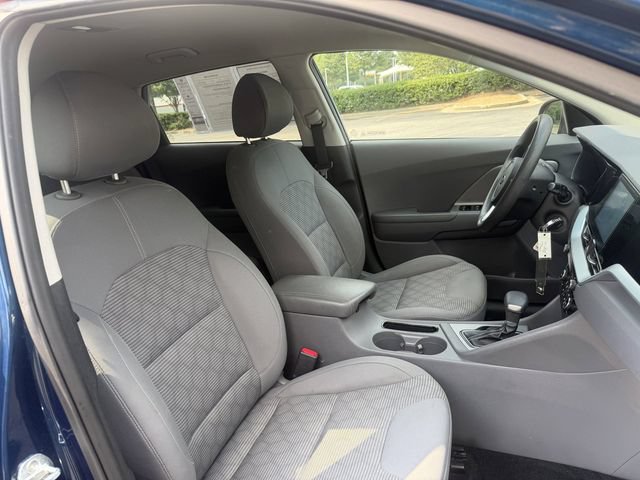 Used 2020 Kia Niro LX FWD image 27