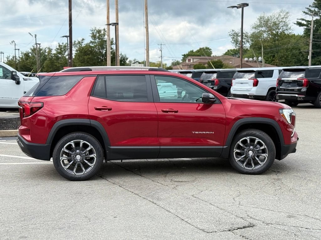 New 2027 GMC Terrain Elevation w/ Elevation Premium Package FWD image 7