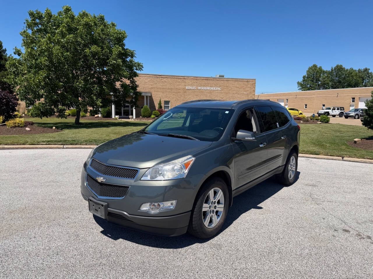Used 2011 Chevrolet Traverse LT