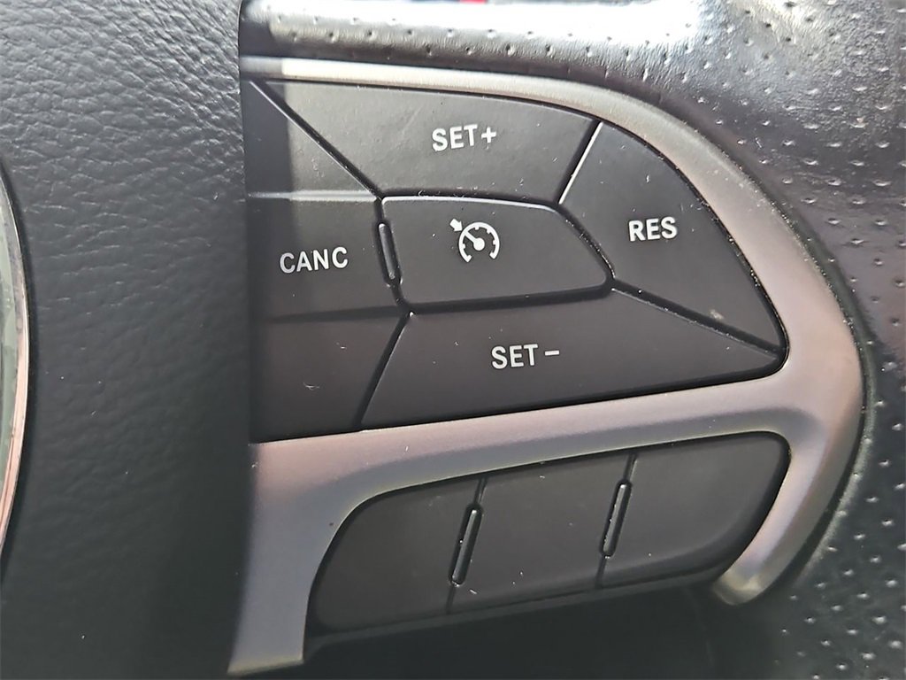 Used 2020 Dodge Durango GT image 30