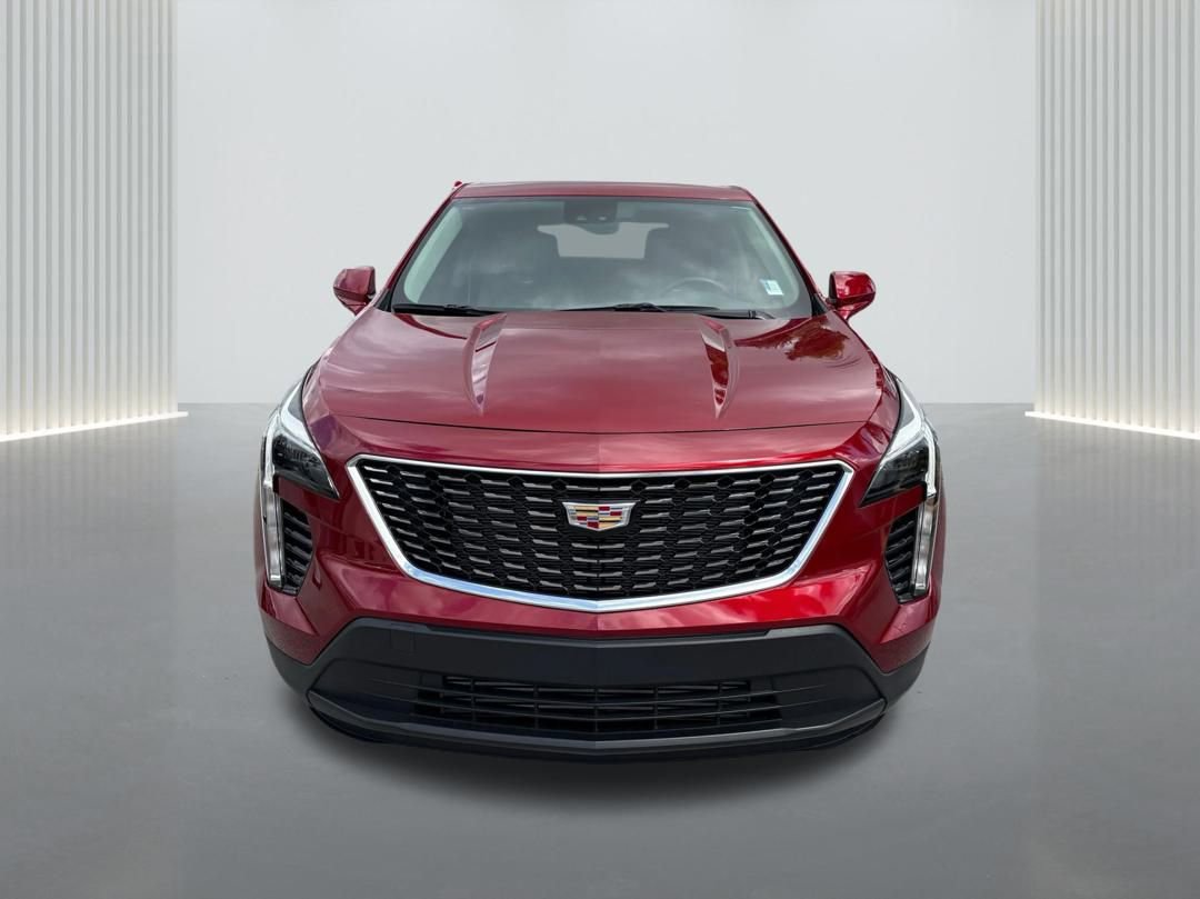 Certified 2023 Cadillac XT4 Luxury w/ Driver Awareness Package image 2