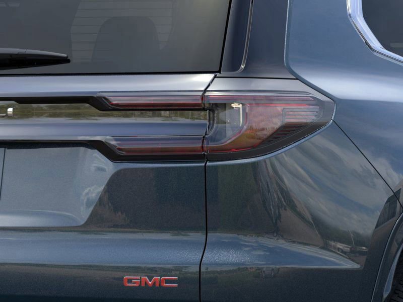 New 2026 GMC Acadia Denali w/ Super Cruise Package FWD image 11