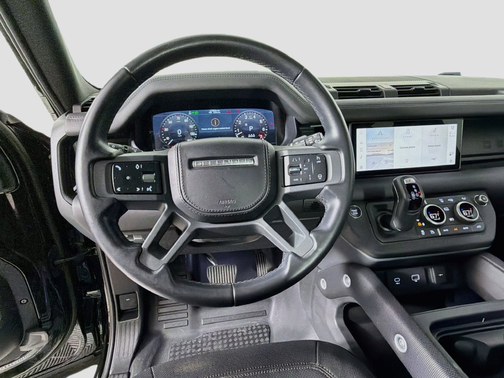 Certified 2023 Land Rover Defender 110 X-Dynamic SE AWD/4WD image 11