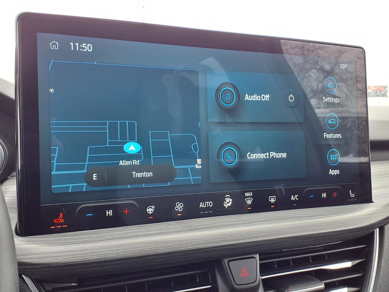 Used 2023 Ford Escape Platinum image 12