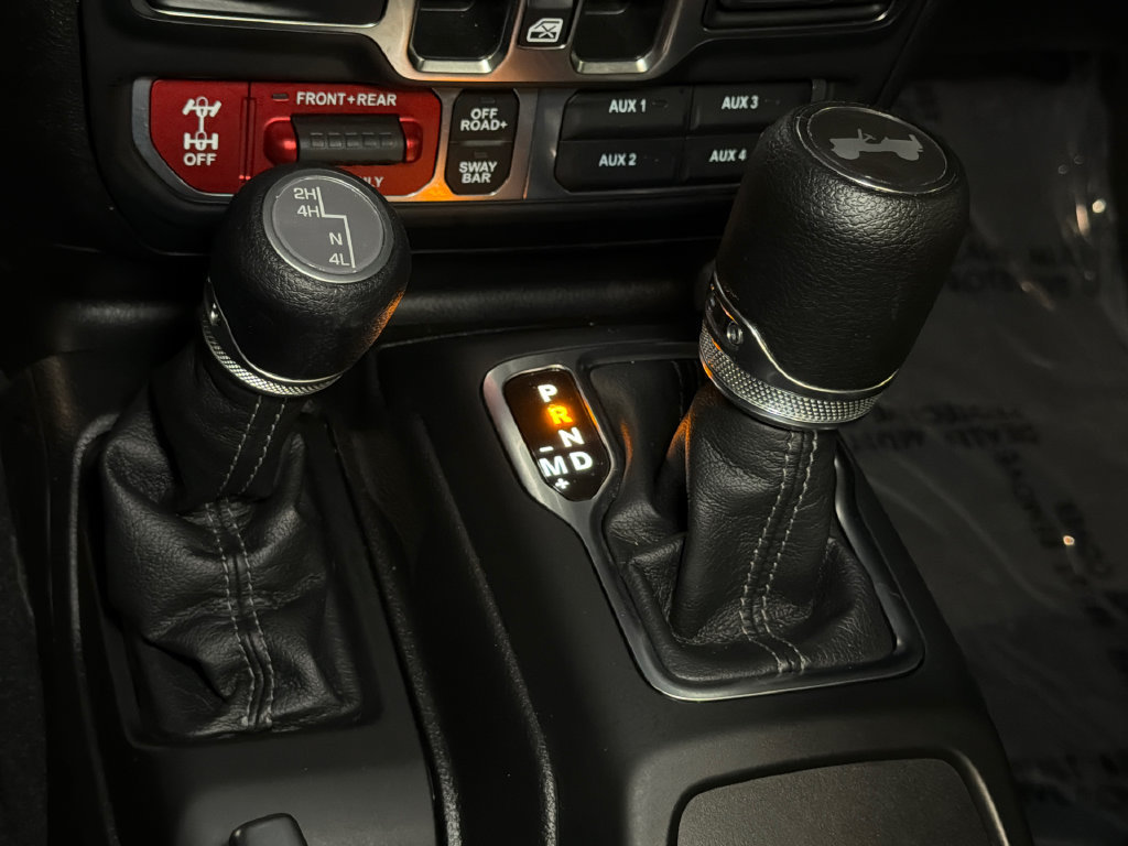 Used 2024 Jeep Wrangler Unlimited Rubicon w/ Technology Group AWD/4WD image 29