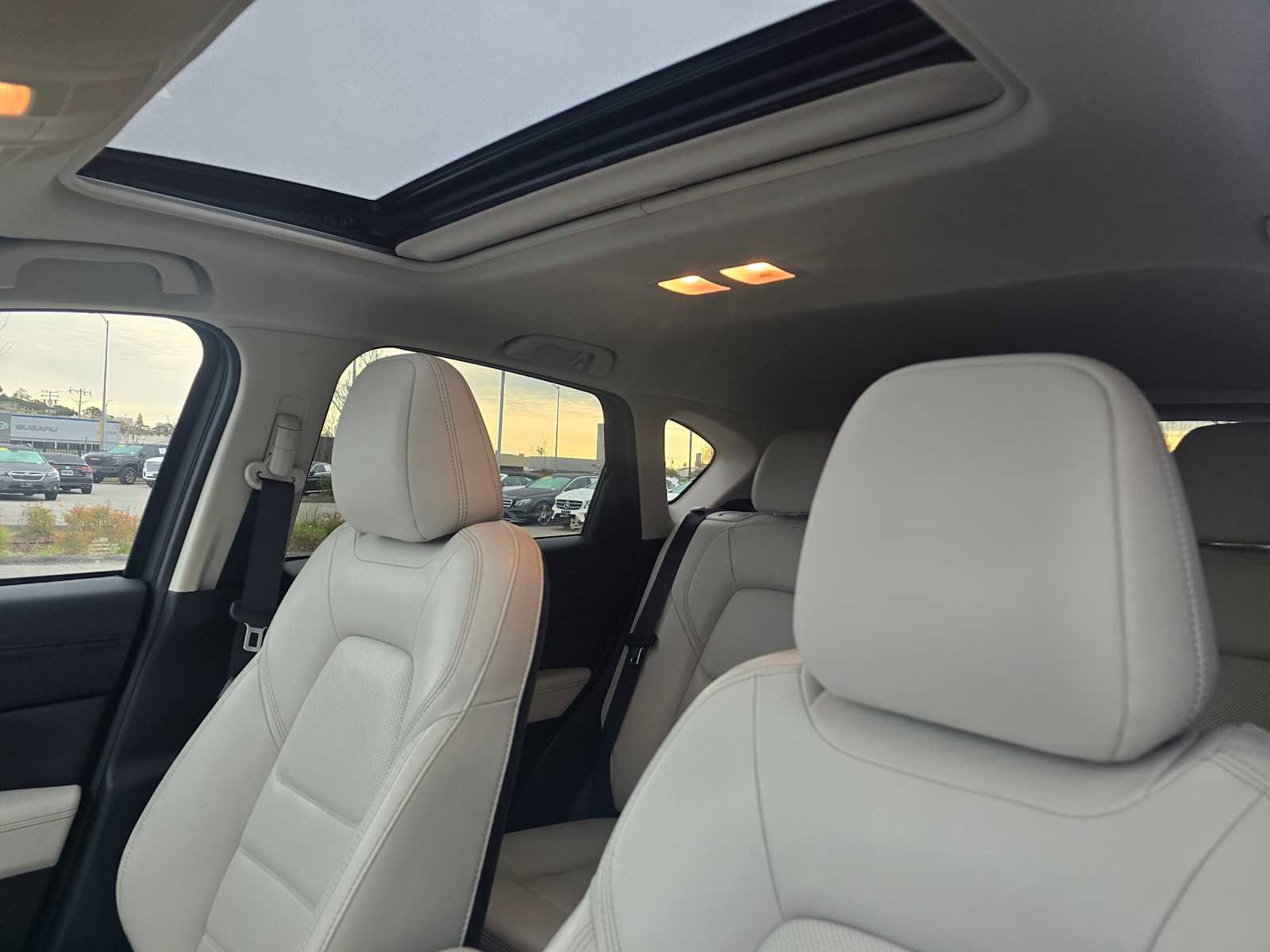 Used 2022 MAZDA CX-5 AWD 2.5 S w/ Premium Package image 23