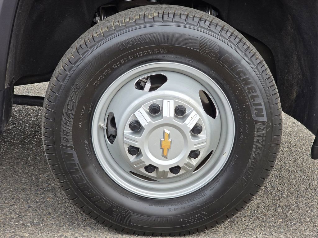 Used 2025 Chevrolet Silverado 3500 W/T w/ WT Convenience Package image 11