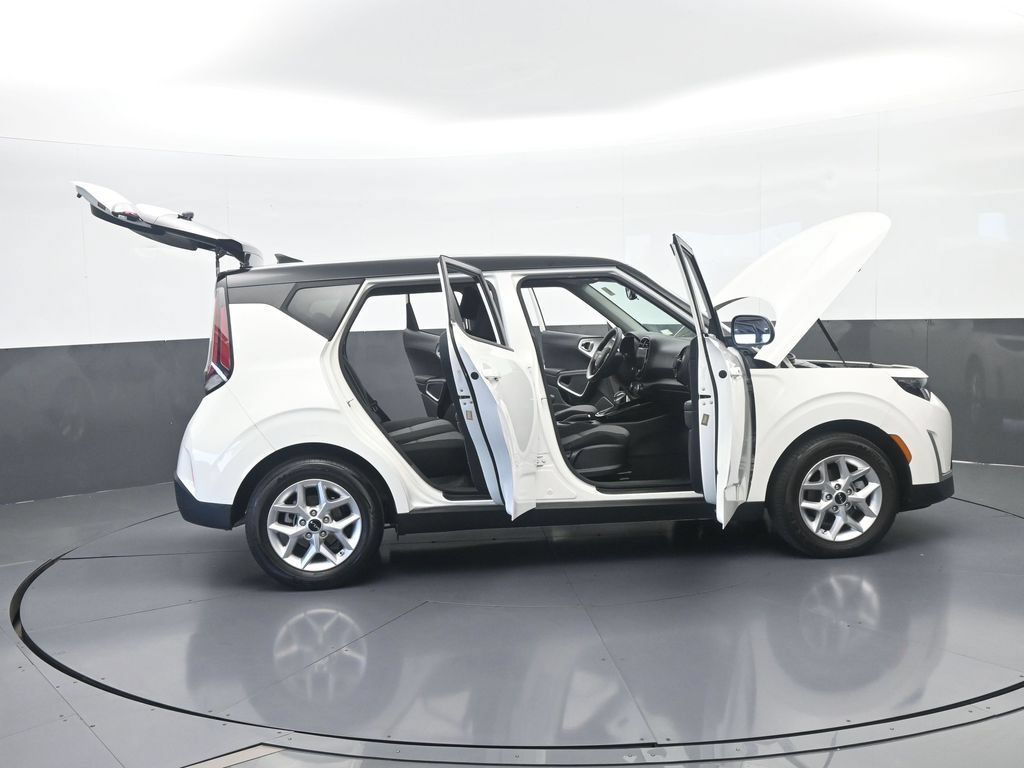 Used 2024 Kia Soul S FWD image 68
