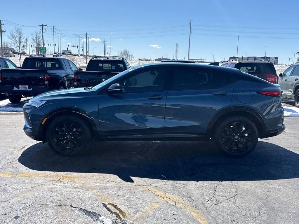 Used 2024 Buick Envista Sport Touring w/ Convenience I Package image 8