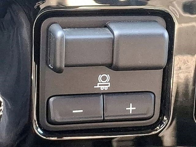 Certified 2024 Chevrolet Silverado 2500 LTZ AWD/4WD image 23
