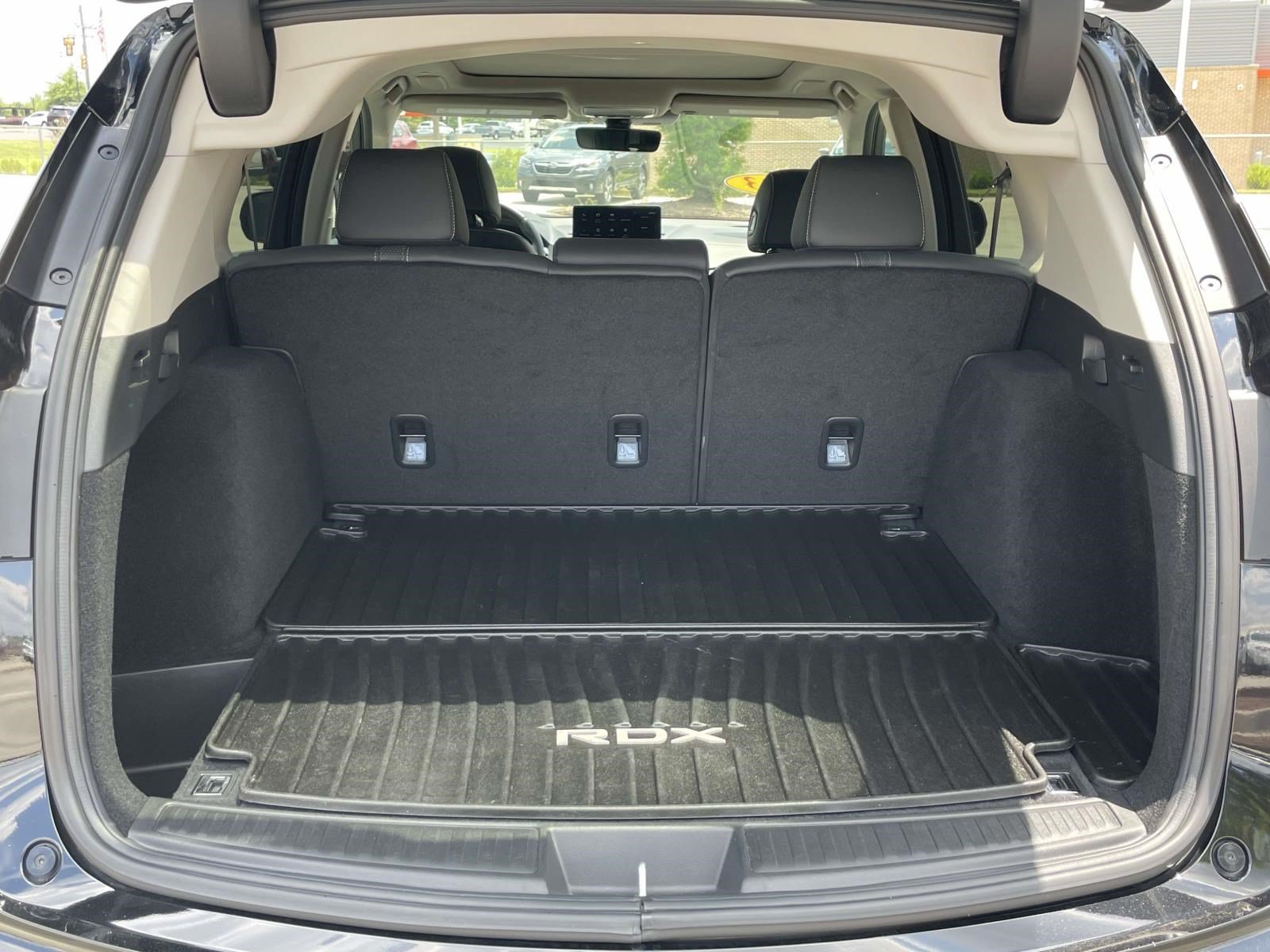 Used 2023 Acura RDX w/ Technology Package FWD image 8