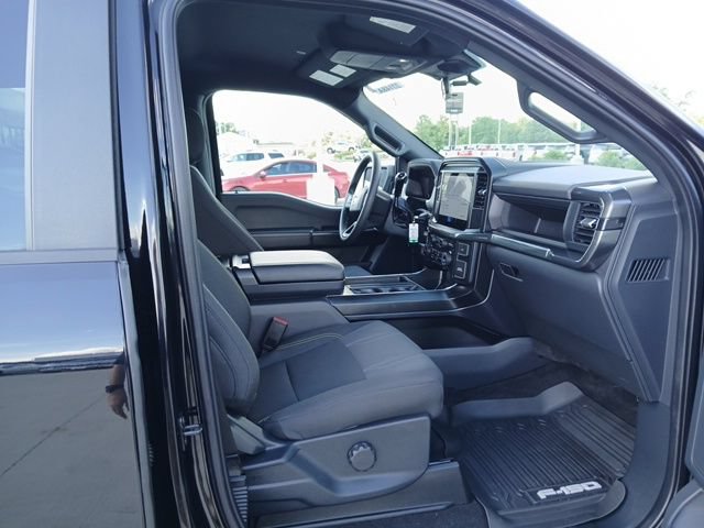 Used 2025 Ford F150 STX w/ STX Black Appearance Package AWD/4WD image 24