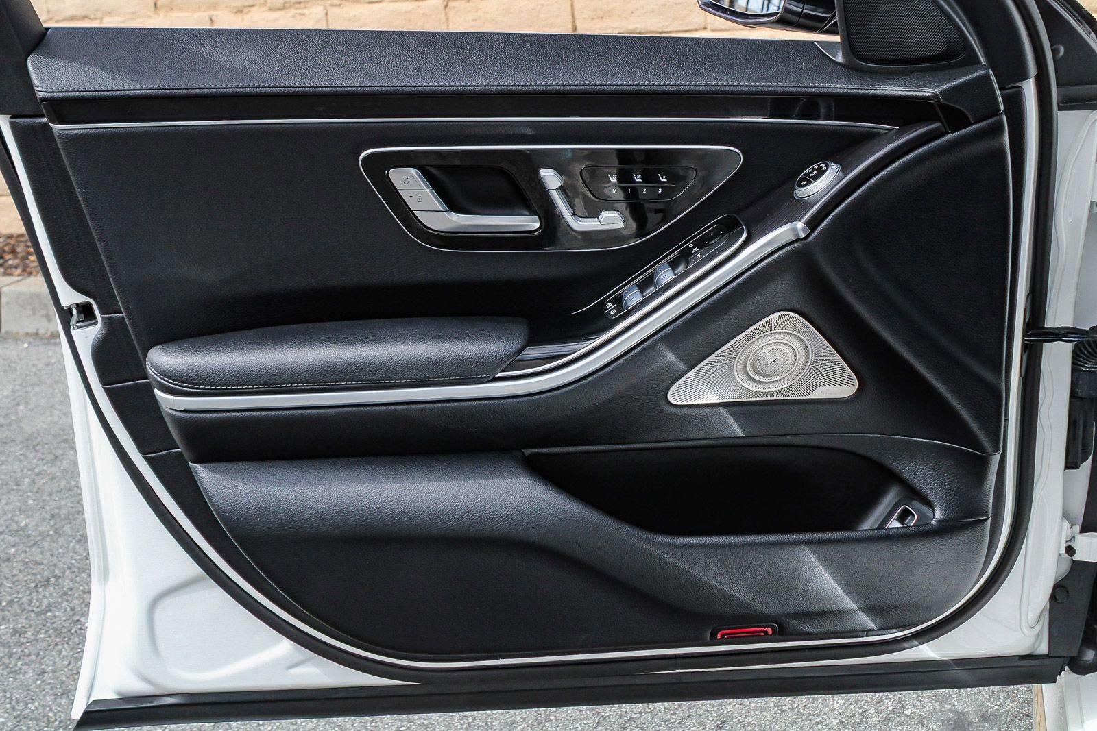 Certified 2022 Mercedes-Benz S 500 4MATIC image 22