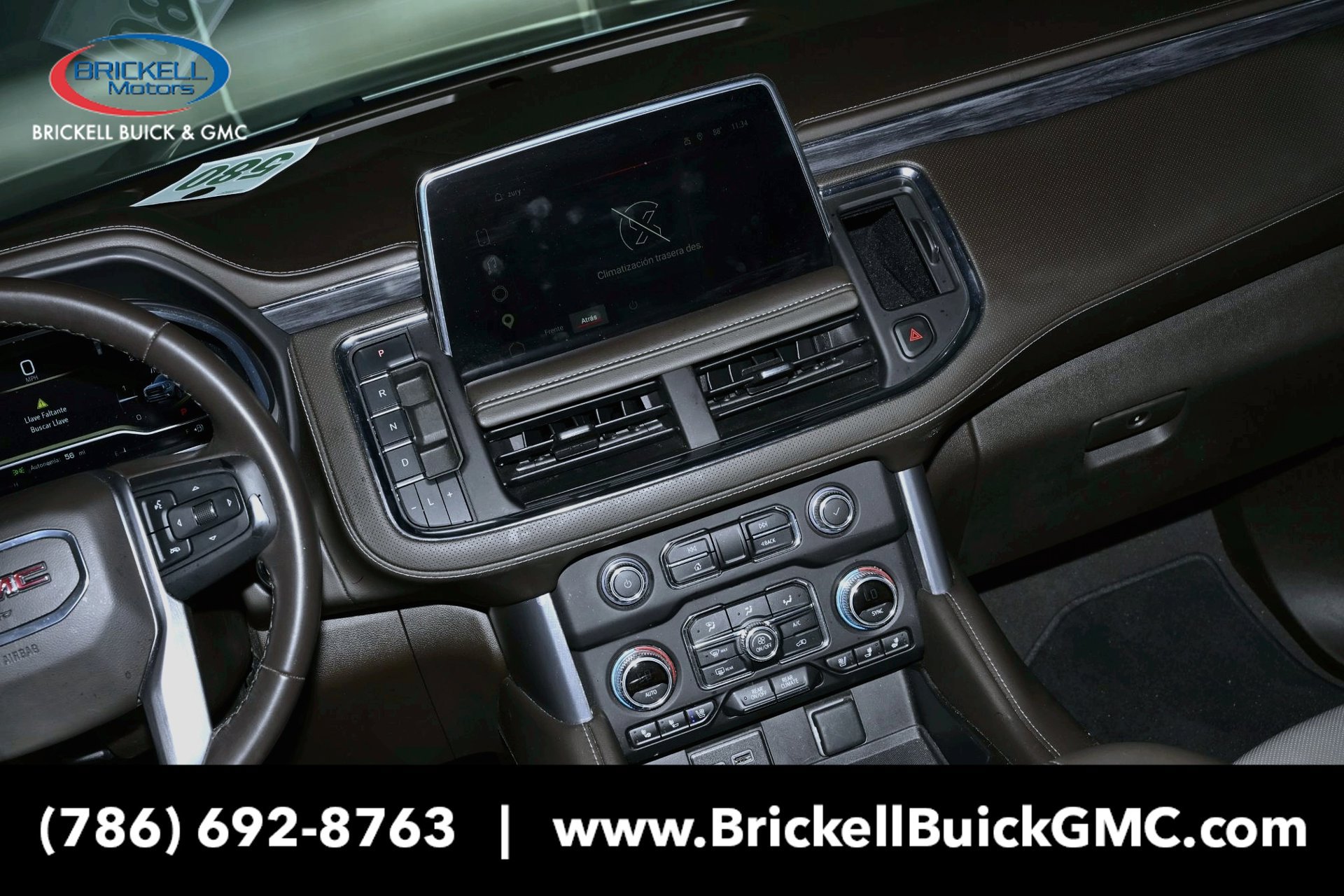 Used 2023 GMC Yukon XL SLT AWD/4WD image 21