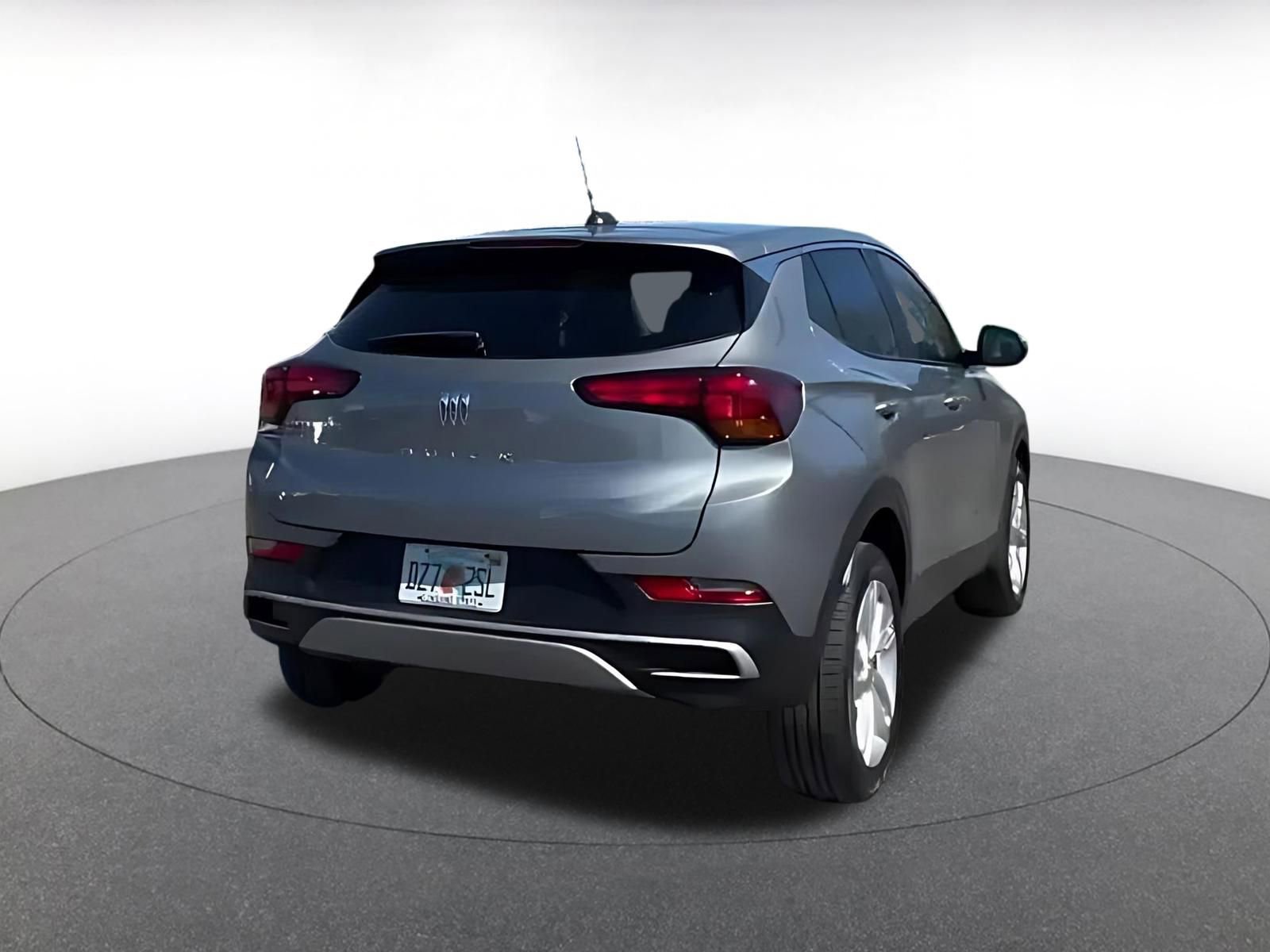 Used 2025 Buick Encore GX Preferred AWD/4WD image 10