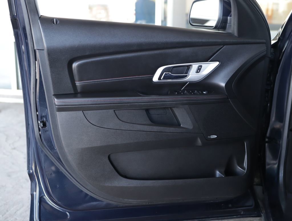 Used 2015 GMC Terrain SLE FWD image 22