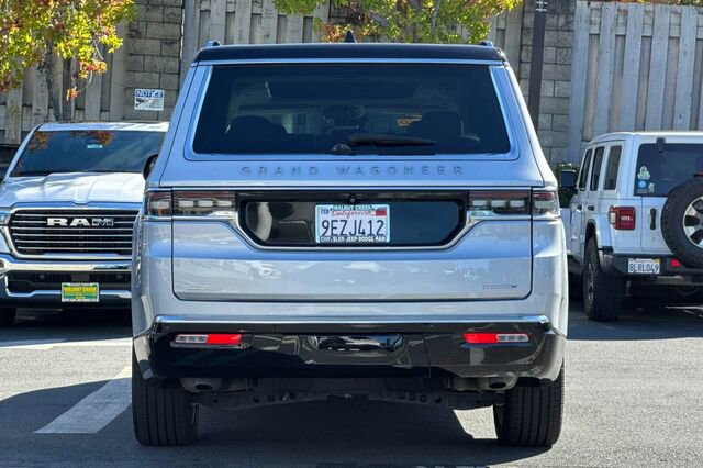 Used 2022 Jeep Grand Wagoneer Series II w/ Convenience Group III image 5