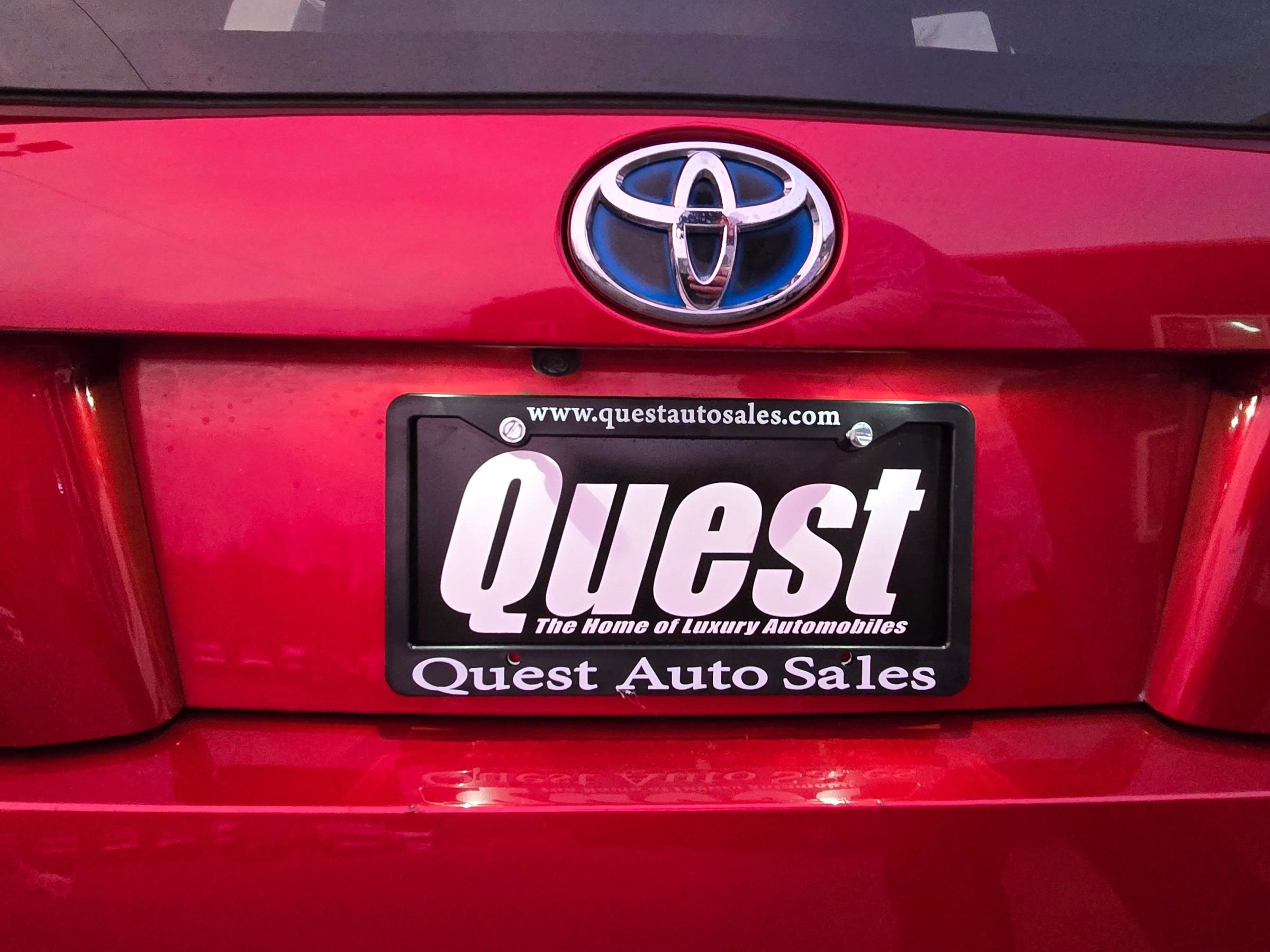 Used 2017 Toyota Prius Three image 27