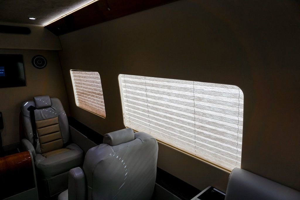 Used 2015 Mercedes-Benz Sprinter 2500 image 38