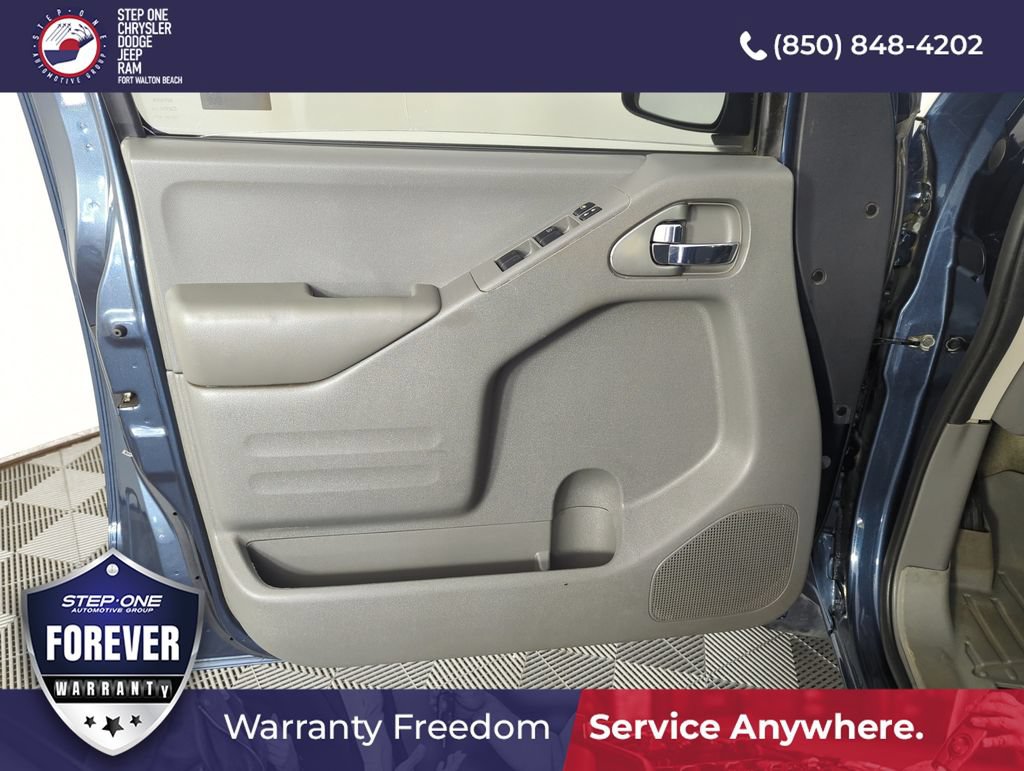 Used 2018 Nissan Frontier SV w/ Value Truck Package RWD image 17