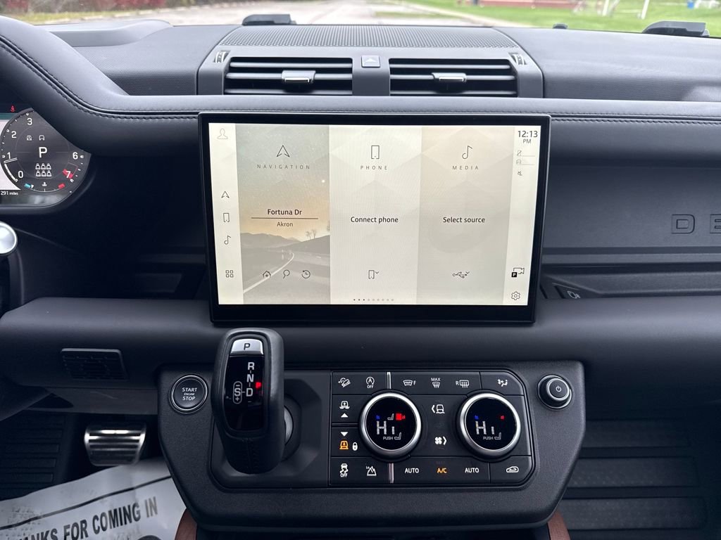 New 2024 Land Rover Defender 130 X image 23