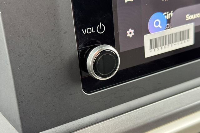 Used 2025 Toyota Tacoma SR5 image 31