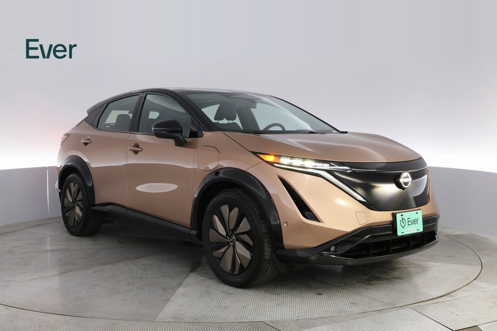 Used 2024 Nissan Ariya AWD image 4