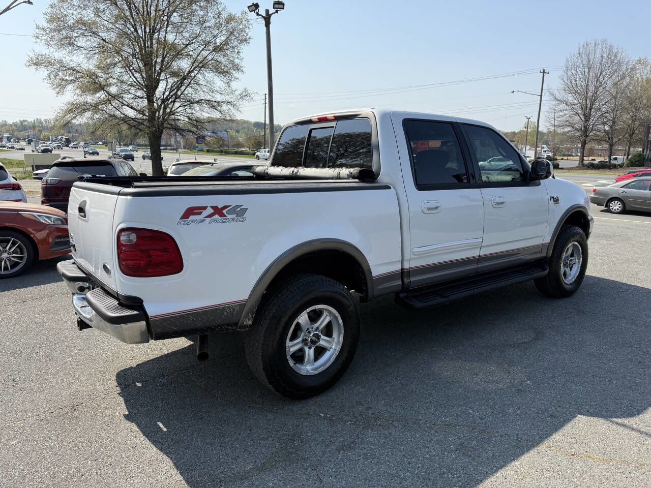 Used 2002 Ford F150 XLT image 5