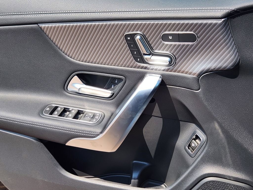 Used 2026 Mercedes-Benz CLA 250 4MATIC image 21