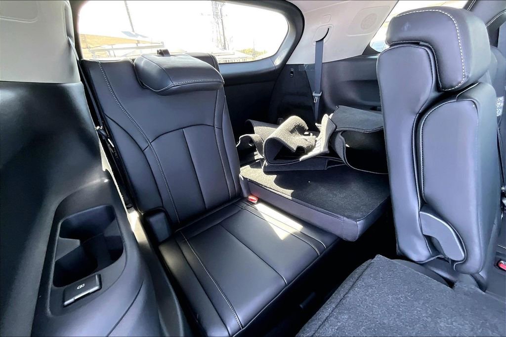 Certified 2026 INFINITI QX60 Pure w/ Cargo Package image 40