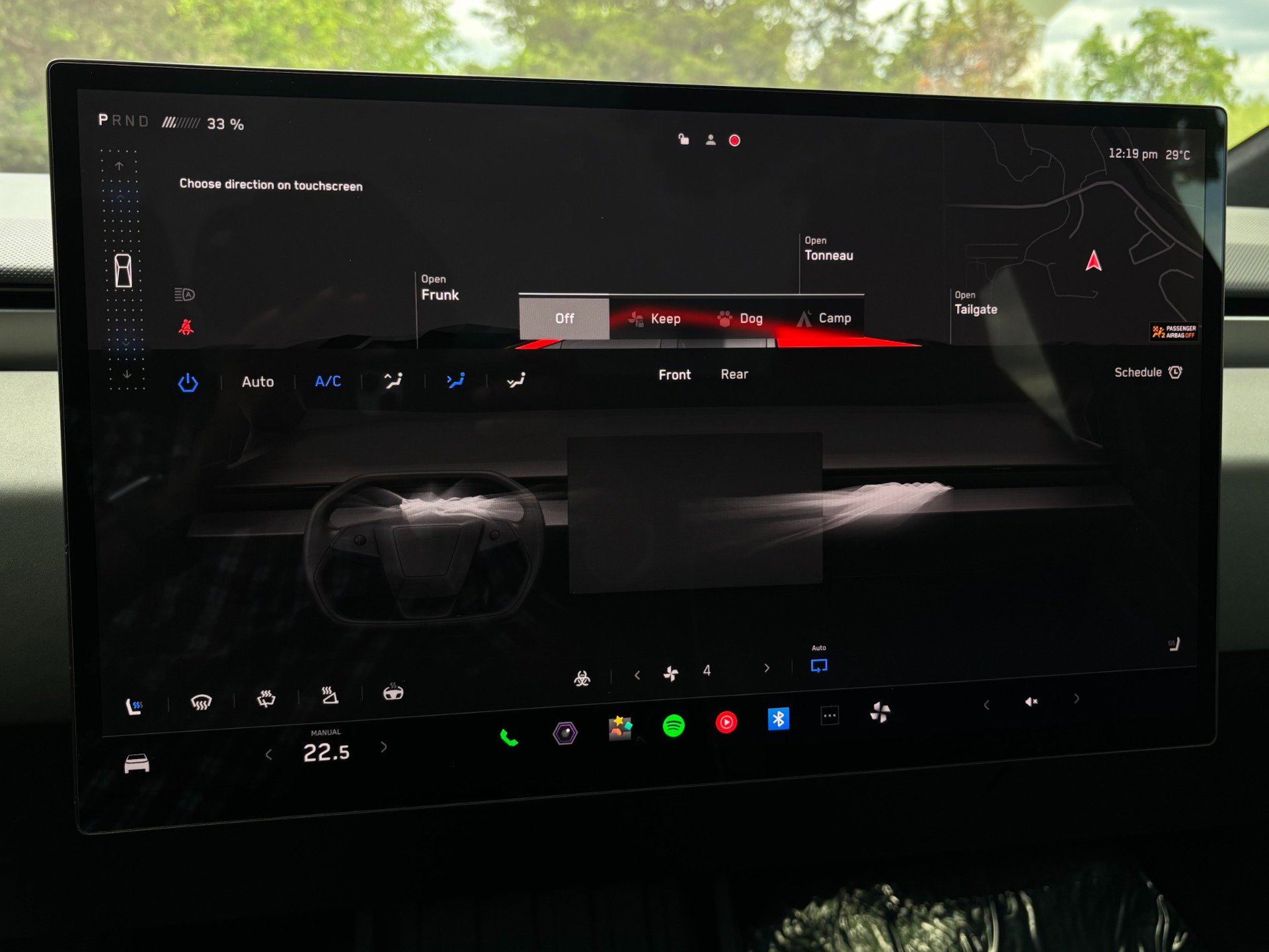 Used 2024 Tesla Cybertruck AWD Crew Cab image 31