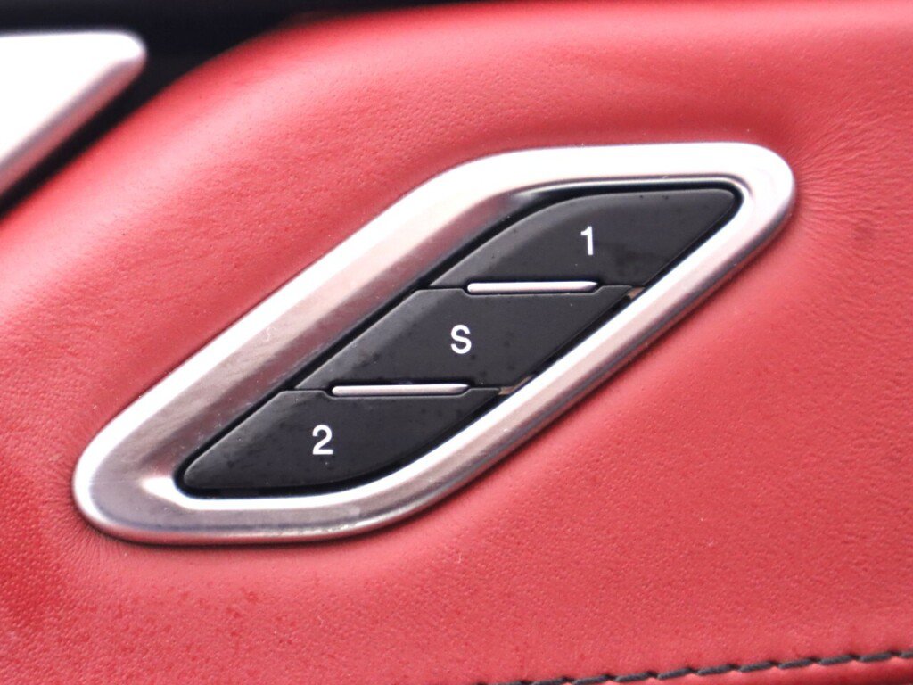 Used 2018 Maserati Levante GranSport AWD/4WD image 33