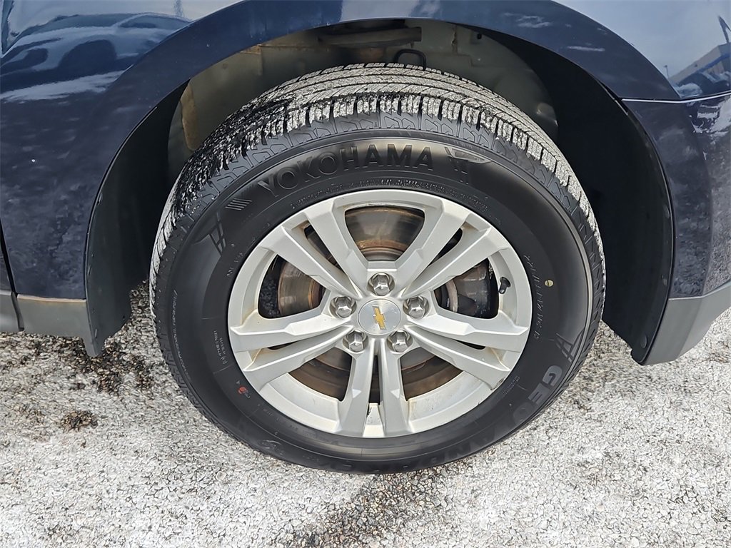 Used 2015 Chevrolet Equinox LT w/ Driver Convenience Package image 10