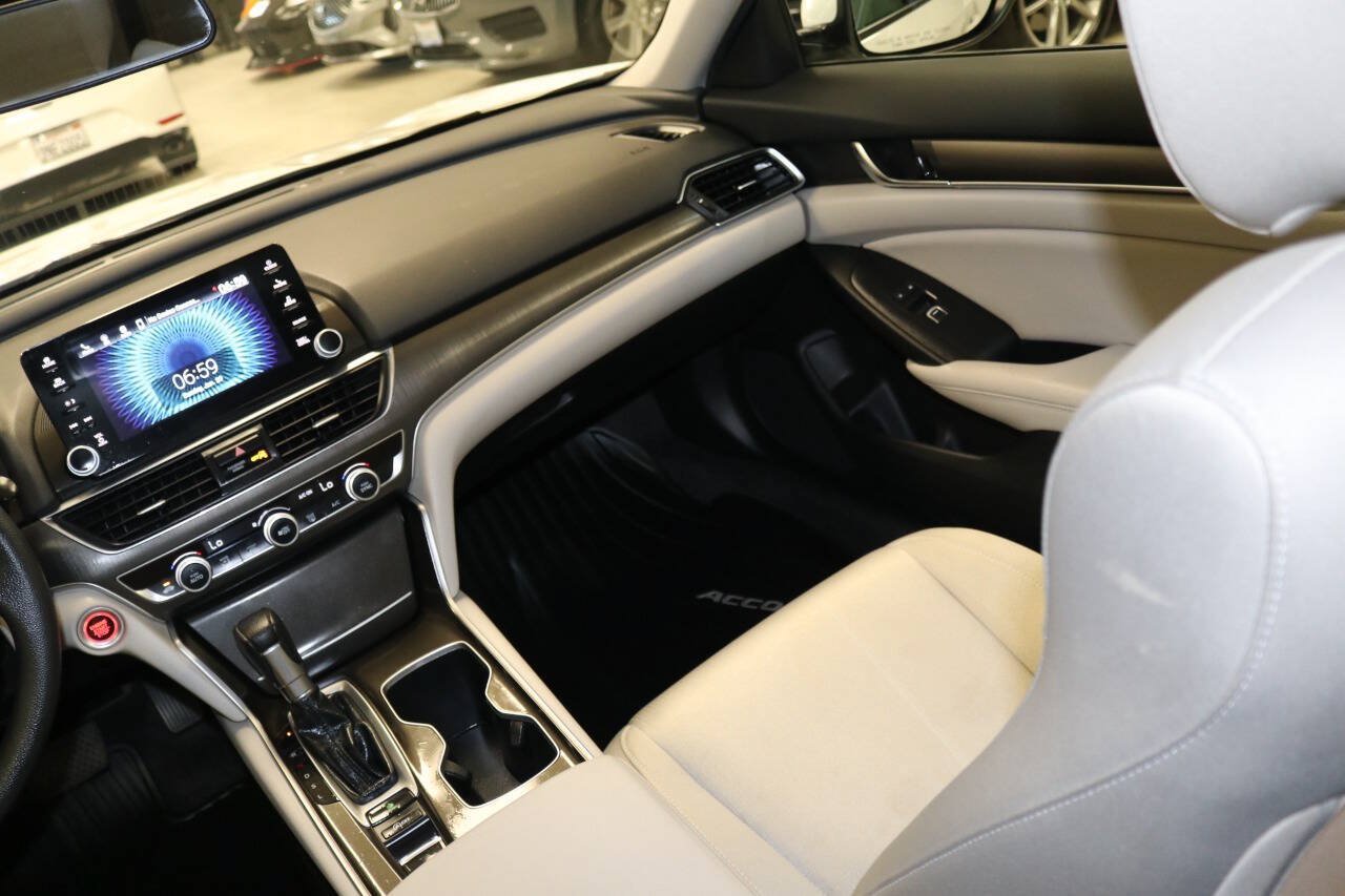 Used 2022 Honda Accord LX image 17